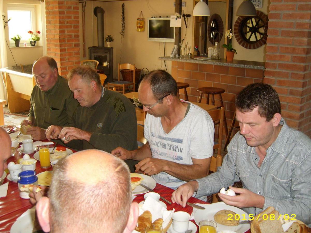 B & B Gross Methling Dargun Экстерьер фото